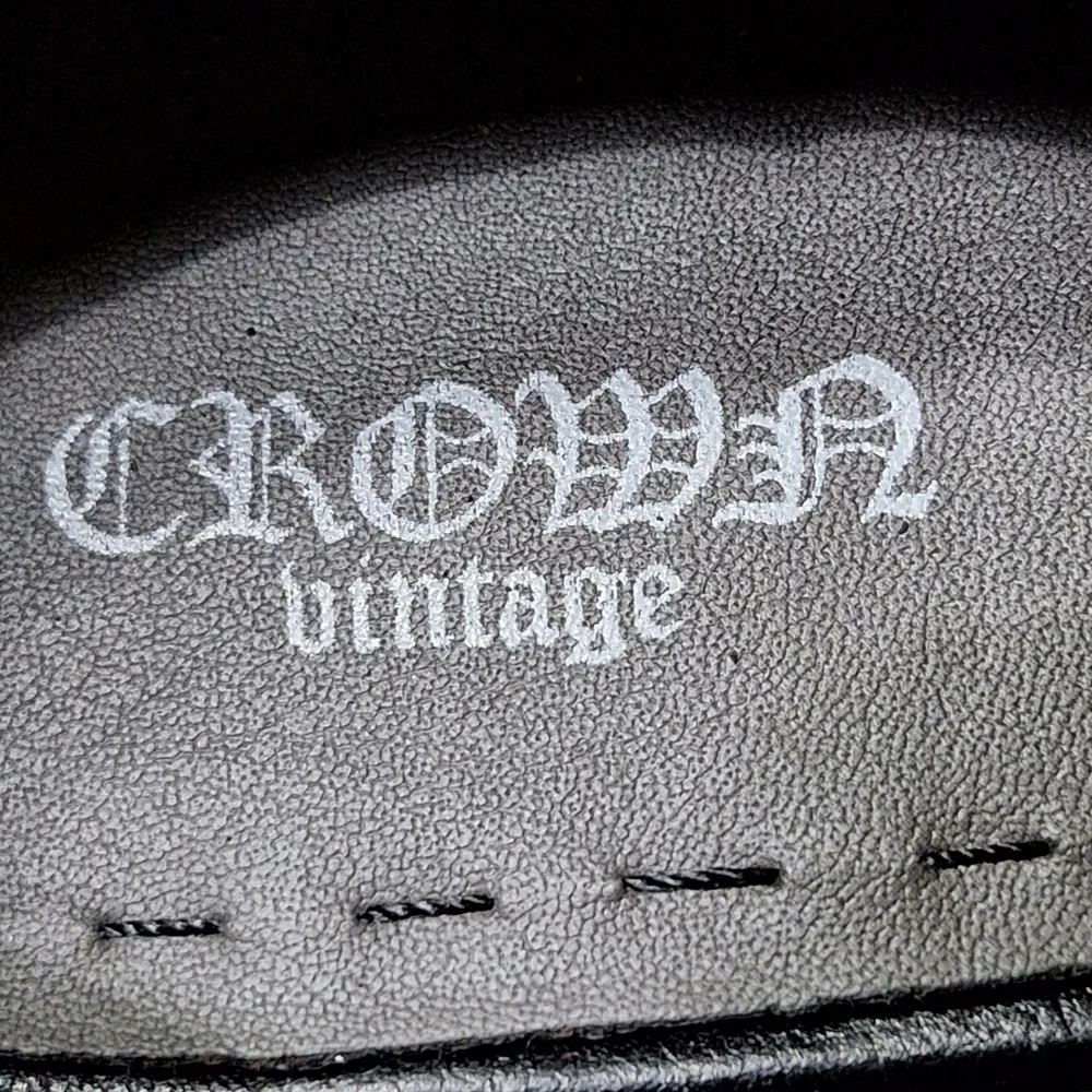 Crown Vintage Black Leather Grunge Romantic Goth Side Zip Ankle Heel Boots Sz.10